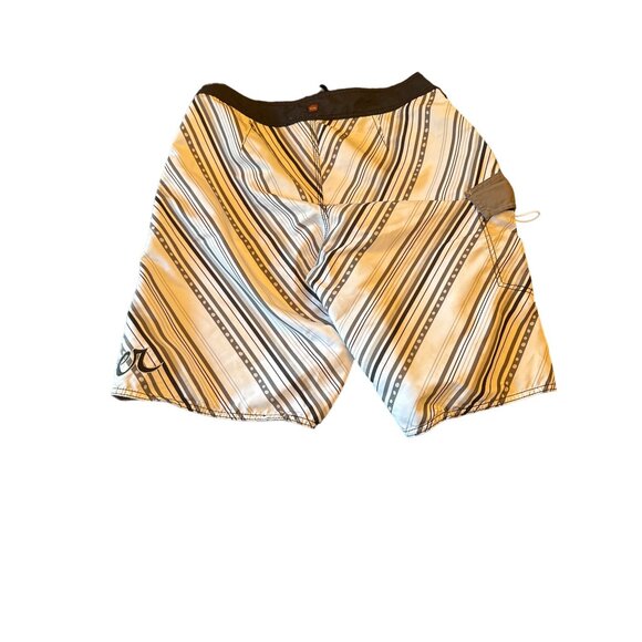 Quiksilver Men's Striped Board Shorts Size 33 - Picture 4 of 5